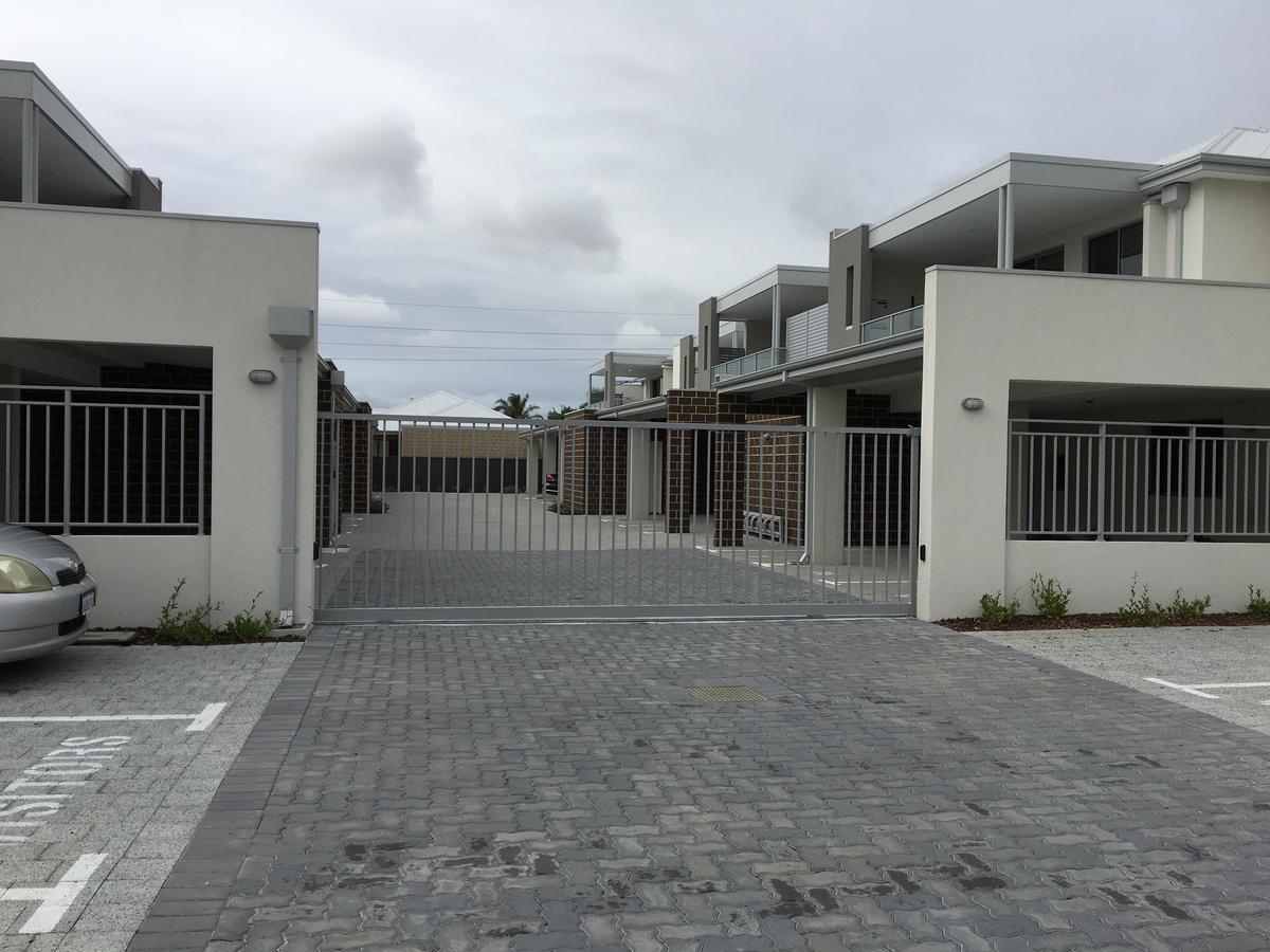 Apartment In Queens Park Перт Экстерьер фото